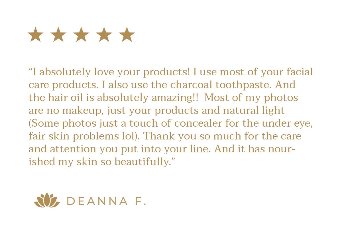 Customer review with five gold stars from Deanna F.