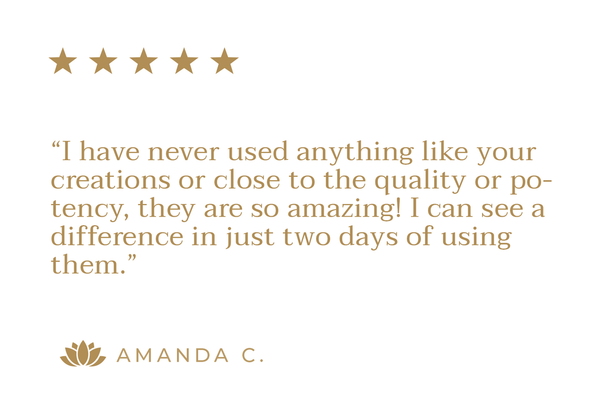 Customer review with five gold stars from Amanda C.